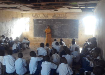 New public school students must come with chairs, hoes before admission: Ondo Government