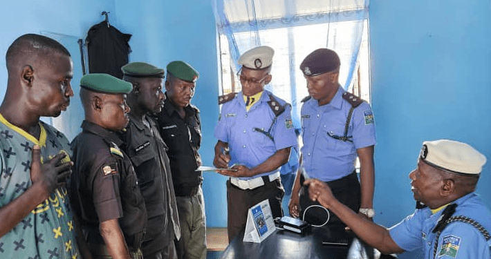 Disgraced policemen extorting Owerri drivers face orderly room trial