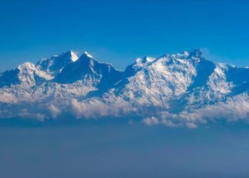 Remains of legendary mountaineer believed found on Everest after 100 years