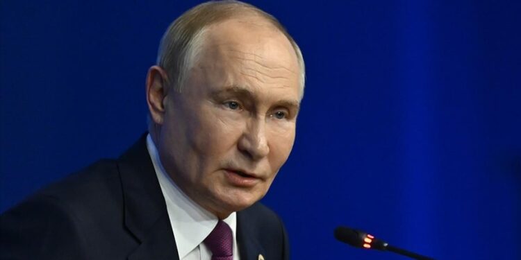 Western elites ready to do ‘anything’ to stop emergence of new international system: Putin