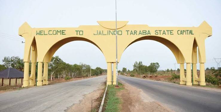 Taraba recruits 300 health workers to boost healthcare delivery