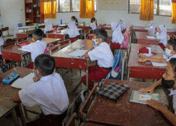 Indonesia launches free meals programme to combat malnutrition in schools