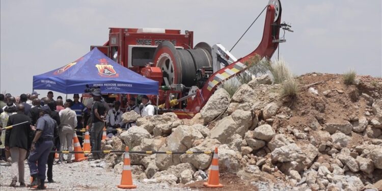 Death toll hits 78 in South Africa mine rescue