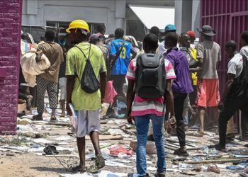 US orders departure of all non-emergency staff from Democratic Republic of Congo