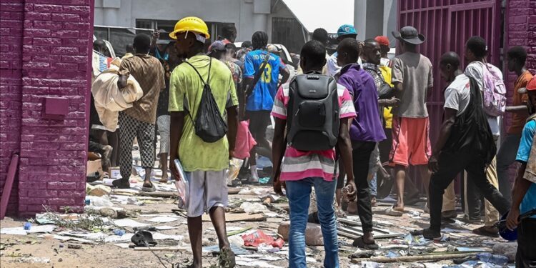 US orders departure of all non-emergency staff from Democratic Republic of Congo