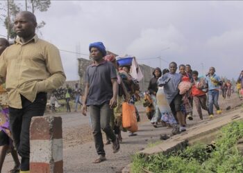 Thousands of Congolese civilians continue to flee as fighting intensifies near Goma