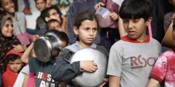 Jordan to take in 2,000 sick Gaza children for medical aid: PM
