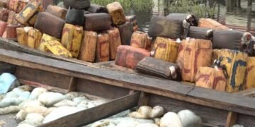 Navy arrests nine suspected oil thieves in Akwa Ibom