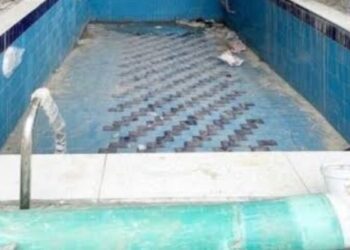 Teenage boy drowns in abandoned pool in Ogun