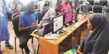Lagos: Candidates spend long hours trying to register at UTME’s CBT centre