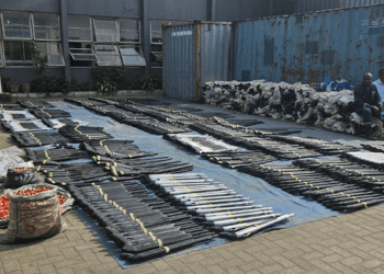 Customs hand over seized 1,599 illicit weapons to national centre