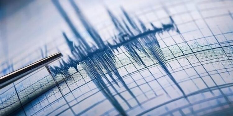 Magnitude 4.9 earthquake shakes central Tunisia