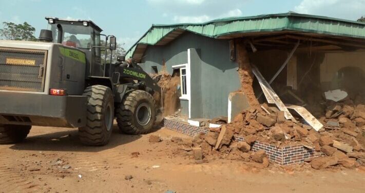 Edo task force demolishes building belonging to alleged kidnappers’ informant