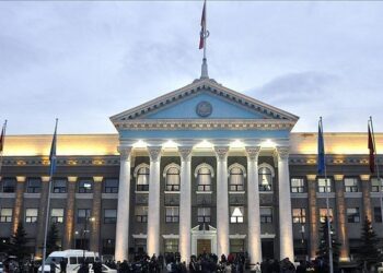 Kyrgyz parliament ratifies border deal with Tajikistan