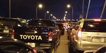 FG orders immediate reopening of independence bridge in Lagos to ease traffic