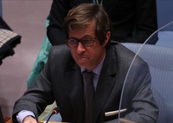 Russia summons French ambassador over detention of employee at Paris airport