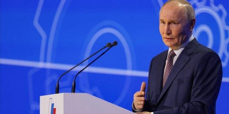 Putin signs law ratifying Russia-Iran strategic partnership deal