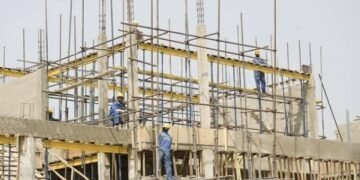 Lagos restricts working hours at building sites from 7:00 a.m. to 6:00 p.m.