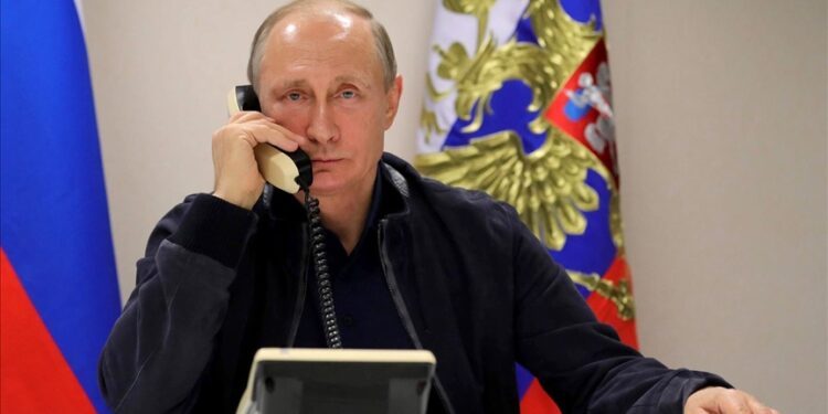 Kremlin confirms Putin-Trump phone call being prepared for May 19