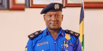 Police advise Nigerian workers to shun corruption, lawlessness