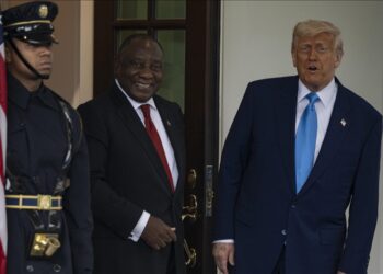 Trump, South African president spar over claims of white farmers’ persecution