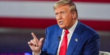 Trump refuses to rule out use of military force against Greenland