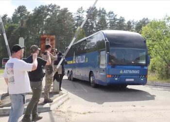 Russia, Ukraine confirm 3rd round of prisoner swap involving 303 people from each side