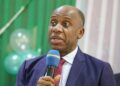 Amaechi knocks Nigerians, says citizens hanging around politicians to steal