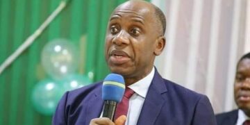 Amaechi knocks Nigerians, says citizens hanging around politicians to steal
