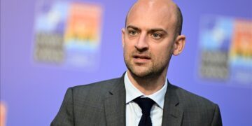 Time for Putin to realize ‘colonial war’ on Ukraine will cost him dearly: French foreign minister