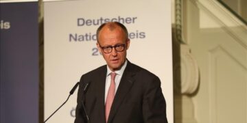 German chancellor advocates diplomatic solution on Iran in call with Netanyahu: Report