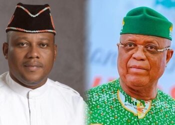 Eno’s commissioner resigns from cabinet after governor’s defection to APC