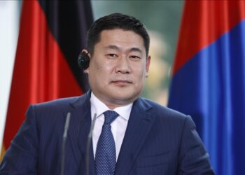 Mongolian premier resigns after losing confidence vote in parliament