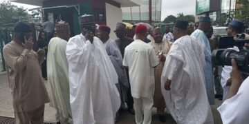 Police, NSCDC take over PDP secretariat, stop BoT meeting