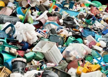 Single-use plastic dealers accuse Lagos govt of insensitivity, seek phased ban
