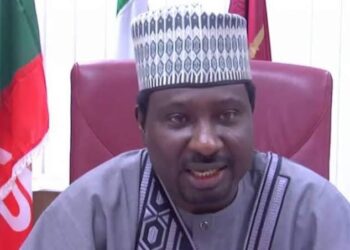 Barau donates N200 million worth of gadgets to victims of Kano phone market fire