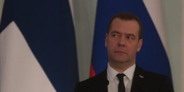 Russian official claims nations ready to supply Iran with nuclear weapons