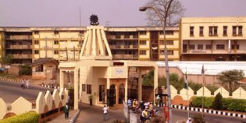 Ibadan Polytechnic students beg Makinde to reconsider renaming of institution after Olunloyo