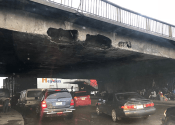 FG earmarks N17 billion for renovation of Lagos bridge damaged by fire
