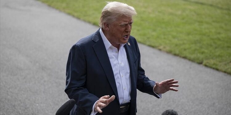 Trump orders immigration agents to arrest ‘SLIMEBALLS’ throwing rocks at officers