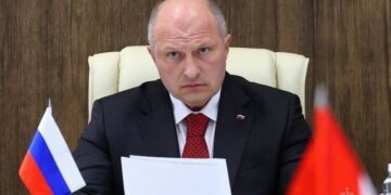 Russian, Azerbaijani emergency situations ministers meet in Baku