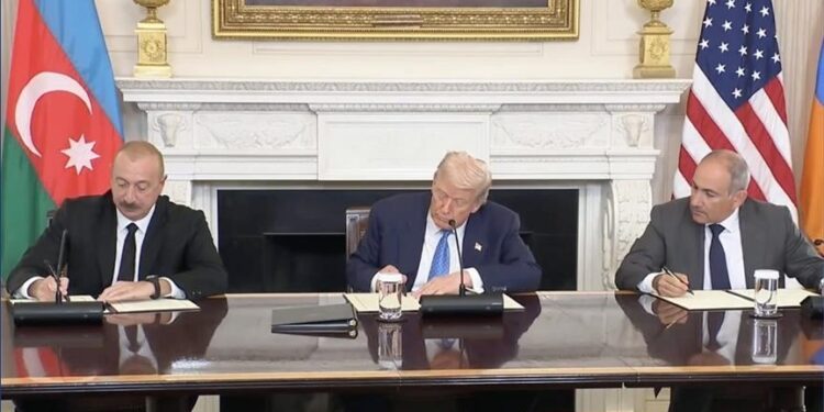 Armenia, Azerbaijan ink peace ‘roadmap’ during White House ceremony