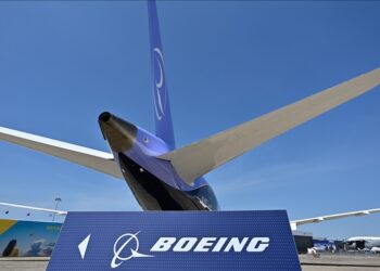 Boeing in talks to sell 500 aircraft to China: Report