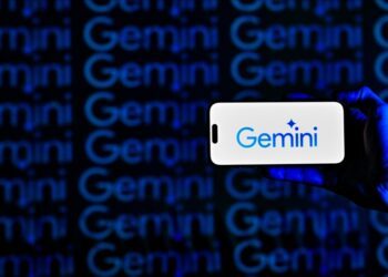 Each AI chat prompt consumes 5 drops of water, Google claims