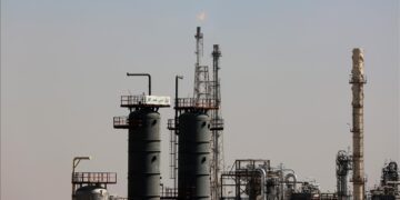 US imposes new sanctions on Iran’s oil trade