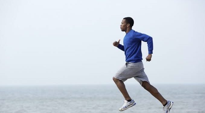 Physician advises business leaders to pay adequate attention to health, careers