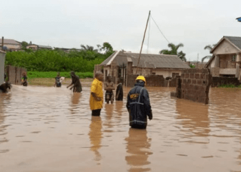 Lagos: Flood submerges houses, traps residents, sweeps away valuables in Ikorodu