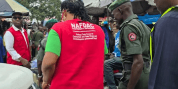NAFDAC raids hawkers, seizes fake drugs in Abuja, Lagos