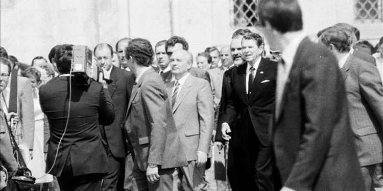 TIMELINE – Tehran to Alaska: US-Russia summits through history