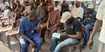 Retired soldiers shut down finance ministry over unpaid entitlements